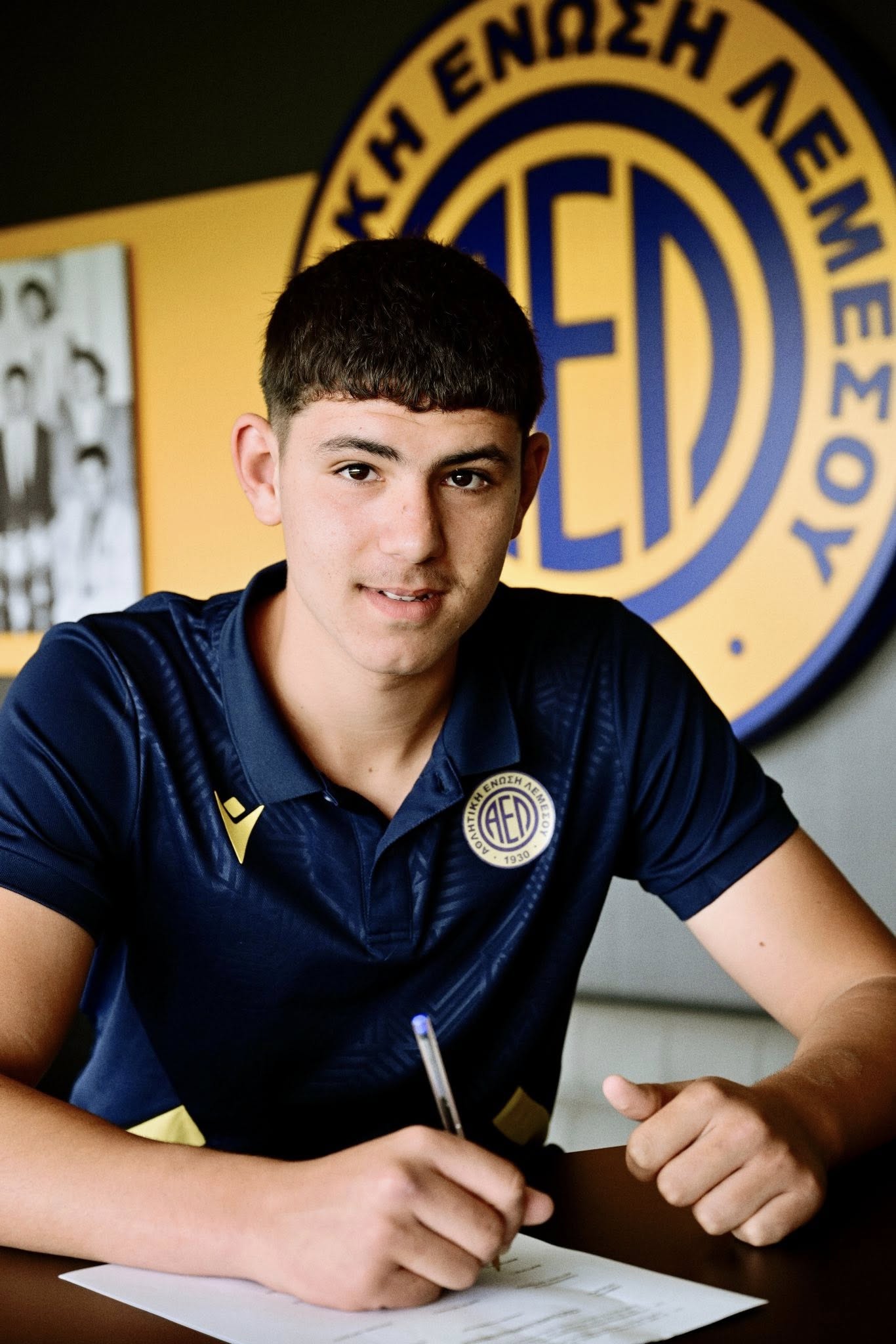 Επαγγελματικό Συμβόλαιο για τον νεαρό ταλαντούχο άσσο της ΑΕΛ Χρίστο Καραμανή